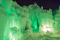 哈尔滨有美丽的冰雕，这个公司建造了冰做的城堡,© Chris Tobias 致谢 Ice Castles