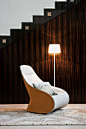 Bergere armchair / contemporary / cowhide / fabric - DERBY 875 - Zanotta