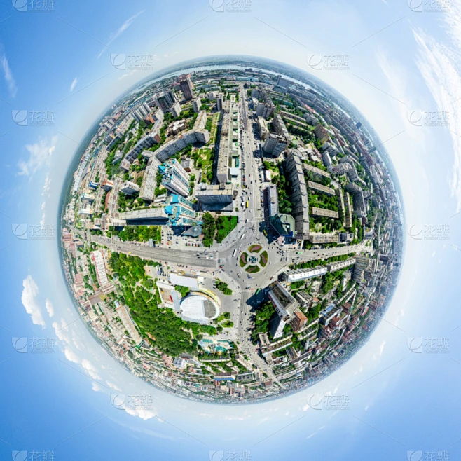 航拍视角,都市风光,都市风景,全景,河滨县,河岸,天空,高视角,林区,夏天素材-花瓣网