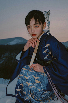 资深设计渣渣采集到嘿  妞儿