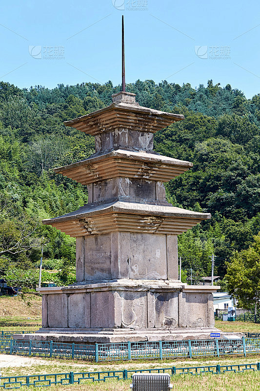 甘文沙三石塔