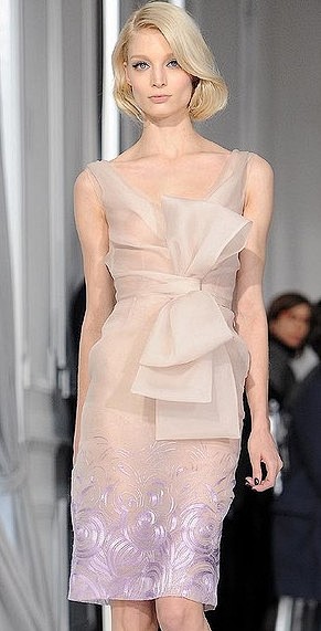 Dior  Spring 2012蝴蝶结