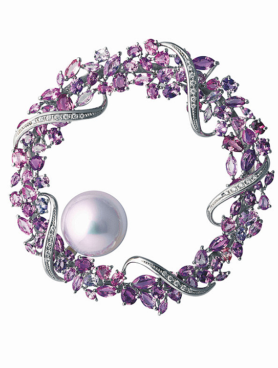  欧亿珠宝-18K 金白色南洋珍珠钻石胸...
