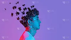 艺术品。侧面的年轻人头部的飞行拼图，现代艺术拼贴。多元化概念，心理健康，情感，内心世界，创造力