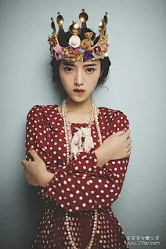 【五一朋友结婚，割了头车司机的，车队早晨出发去接新娘，只见头车扬尘而去，半小时后新娘家小区门口车队才赶上，一问才知这师傅以前开出租的，口头禅：“我就见不得前面有车，有车，车……出租车师傅伤不起。】点击图片进入阅读模式