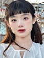 其中包括图片：