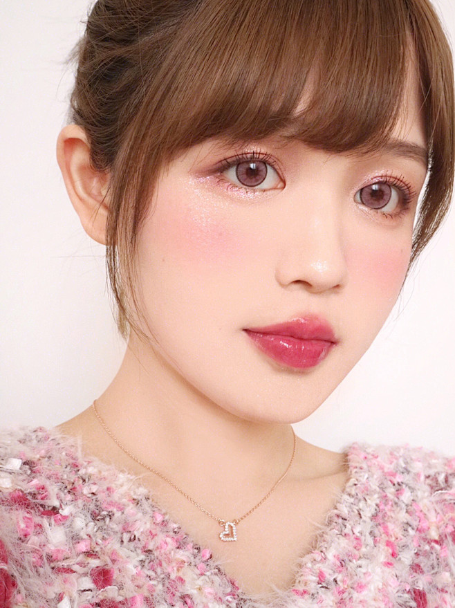 Huda beauty沙漠玫瑰和Fent...