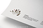 #LOGO设计# 花艺LOGO设计：鸟与
枝头上的芳香，阳光下的飞翔，画留字中，字画相融，只留鸟与，送你花香【大白鲨作品】 ​​​​
