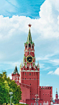 克里姆林宫享有“世界八大奇景”的美誉。俄罗斯谚语是这样来形容的：“莫斯科大地上，维见克里姆林宫高耸，克里姆林宫上，维见遥遥苍穹。”——克里姆林宫#俄罗斯