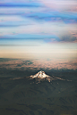 avenuesofinspiration:

Mount Hood | Photographer © | AOI