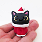 Cat figurine of Ceramics "The Santa Claus of black cat"　クリスマス　工房しろ