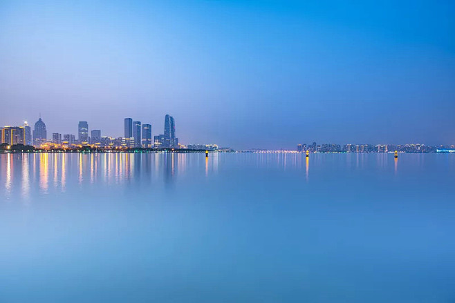 江景 创意图片 - VCG41N700110496