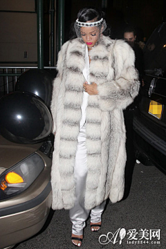殇城づ采集到Rihanna