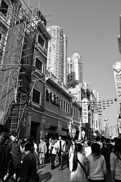 频恨桃采集到黑白照