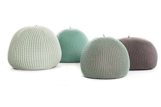 Bonnet pouf by Casal...