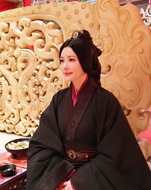 邓英三国机密之潜龙在渊
