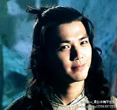 【今日专场：顾惜朝纯[卖]良九宫格】小顾你熊孩子表情蛮多嘛~表情包势在必行√ [瘪嘴](*￣︿￣) 我才没卖萌 #钟汉良#
