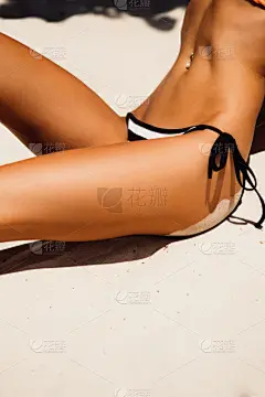 海滩,比基尼,青年女人,自然美,运动竞赛,垂直画幅,晒黑,天空,青少年,四肢