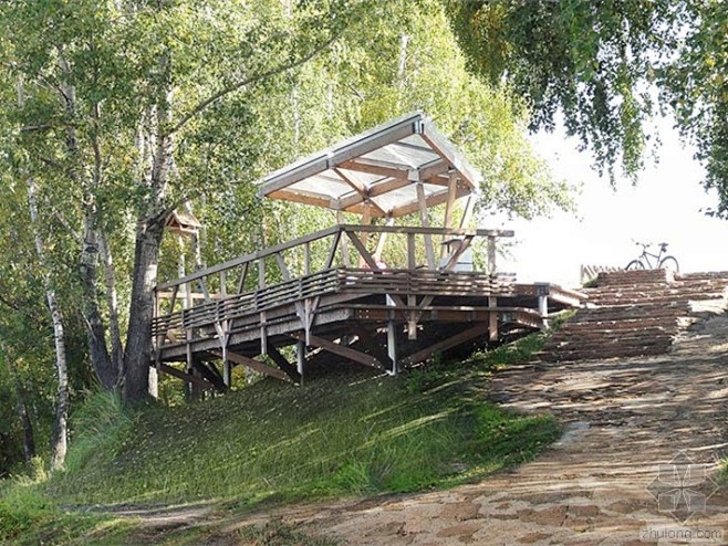 俄罗斯河滨观景平台-1