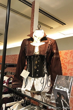 狐仙仙XX采集到服装