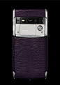 Vertu 推出 Signature Touch：奢華质感与规格并重 Oo与木造物oO