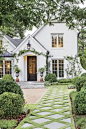 Home | Gardening + Landscaping Design ... Dial up the curb appeal by placing key focal points up front, like vibrant flower beds and a diamond-patterned bluestone walkway... 6 ways to have the best yard on the block /// #gardendesign #landscaping #outdoor