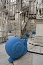 Installation to raise funds for the Duomo di Milano, by Cracking Art Group