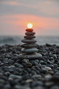 情怀自浅深采集到顽石有灵