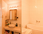 简欧风格70平二居房屋卫生间浴缸浴室柜装修效果图