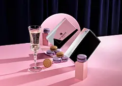 几套颜值不错的巧克力果汁饮料马卡龙手绘彩色艺术插画产品包装设计案例参考分享欣赏