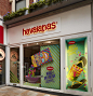 CEREAL BOX - HAVAIANAS - StudioXAG : In White City and Carnaby Street stores, StudioXAG produced giant bowls of Havaianas 'Happiness' cereal, featuring cascades of brightly coloured flip flops.