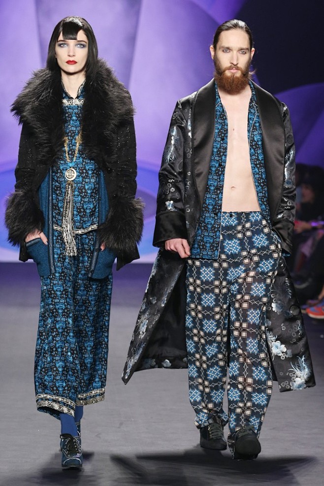 Anna Sui RTW Fall 20...