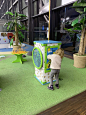 欧洲商场里的儿童游戏区
