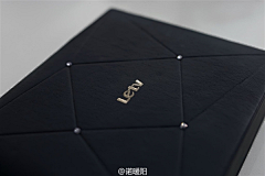 跳蚤大王采集到金色