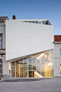 比利时 Harelbeke 市政厅 / Dehullu – Architecten | 60designwebpick #采集大赛#