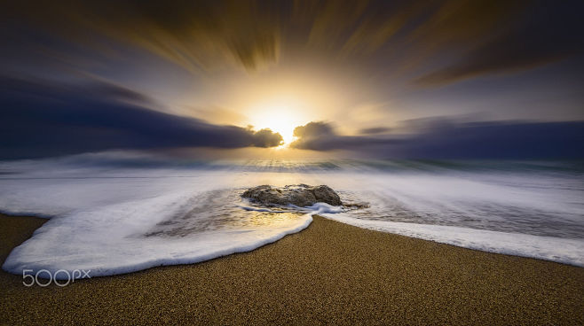 The wave by panagiot...