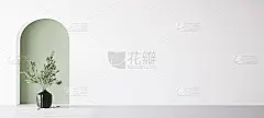 空的白色墙面模型与绿色拱门和优雅的花瓶