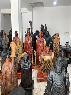 桂林广林木业采集到木雕人物摆件