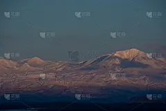 雪山取日落大石山