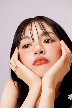 YGR果敢采集到女人