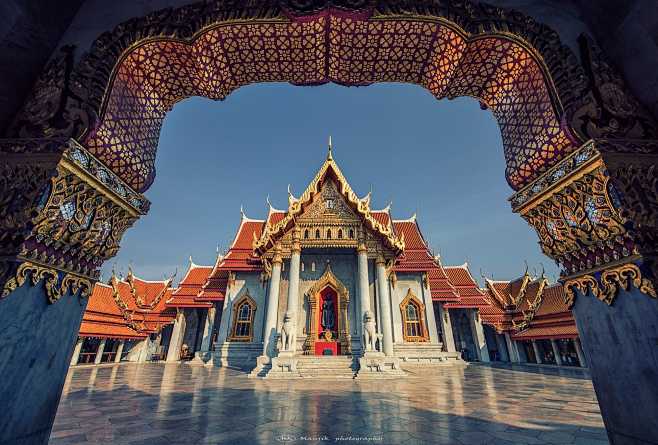 Thai architecture by...