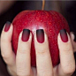 Ombre red and black nails <33: 