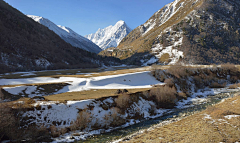 小鱼慢慢采集到山 石头