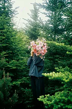 【店铺】原谅捧花的我盛装出席只为错过你_手机壁纸吧_百度贴吧