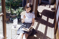 mourning采集到校服