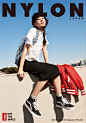 Vans 2016 春季造型册 Lookbook by 《NYLON JAPAN》 - Vans爱好者 : 日本时尚杂志《NYLON JAPAN》内容多以欧美风格的个性搭配为主，因而受到不少潮流女生们的钟情，近期推出 Vans 2016 春季造型搭配册 Lookbook 专辑。在此搭配册之中，《NYLON JAPAN》延续了自己敢于尝试多种色彩的大胆风格：白衬衫、牛仔裙、破坏牛仔裤、糖果色卫衣、粉红豹纹 T 恤等等