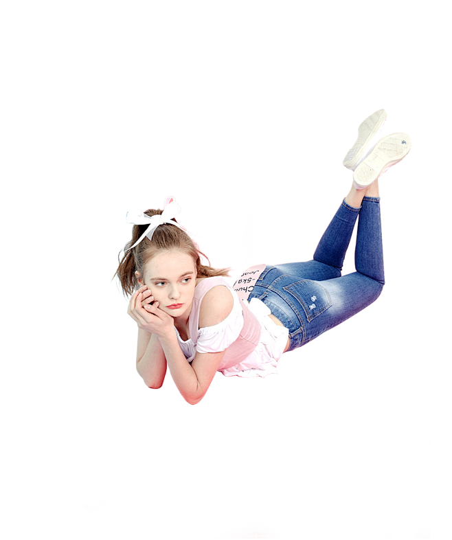 趴着女模，png