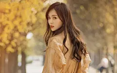 唐嫣户外优雅唯美写真桌面壁纸