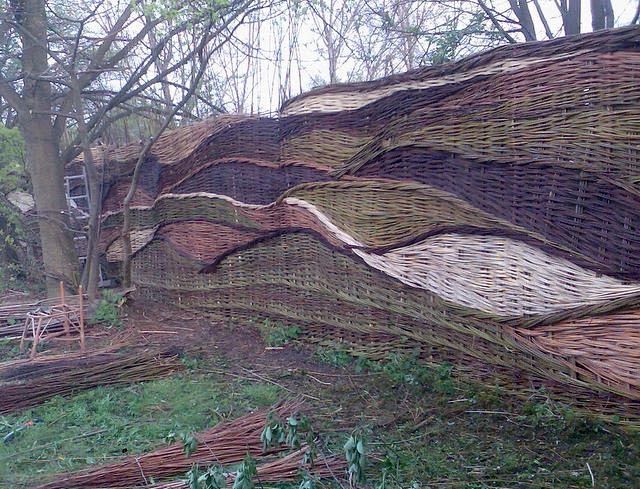 【庭院DIY】树杆藤条在花园的巧妙的利用...