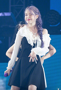 以七为书·采集到粉墨のIU